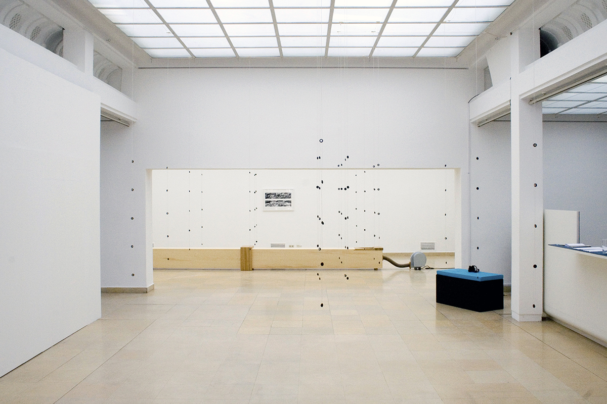 Tilt | exhibition view | ©FAXEN