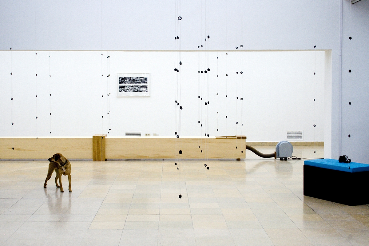 Tilt | exhibition view | ©FAXEN