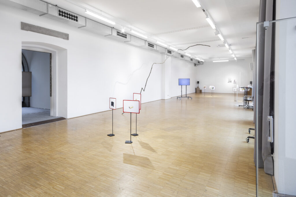 unsought good |exhibition view | ©sebastiansix